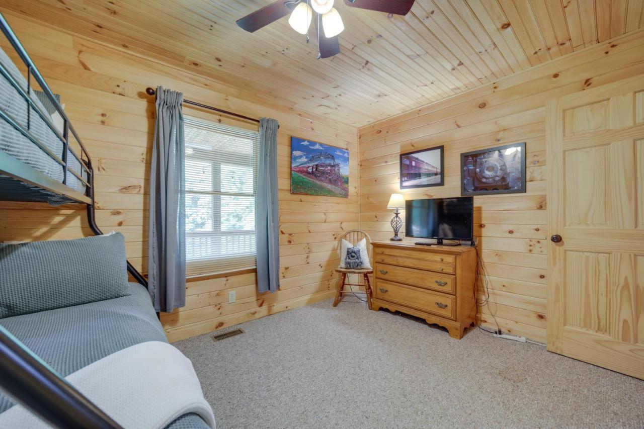 Brysons Hidden Valley Ranch - Quiet Nc Cabin! Villa บรายซันซิตี ภายนอก รูปภาพ